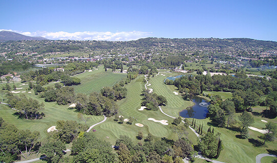 Golf offrant un cadre exceptionnel à Cannes